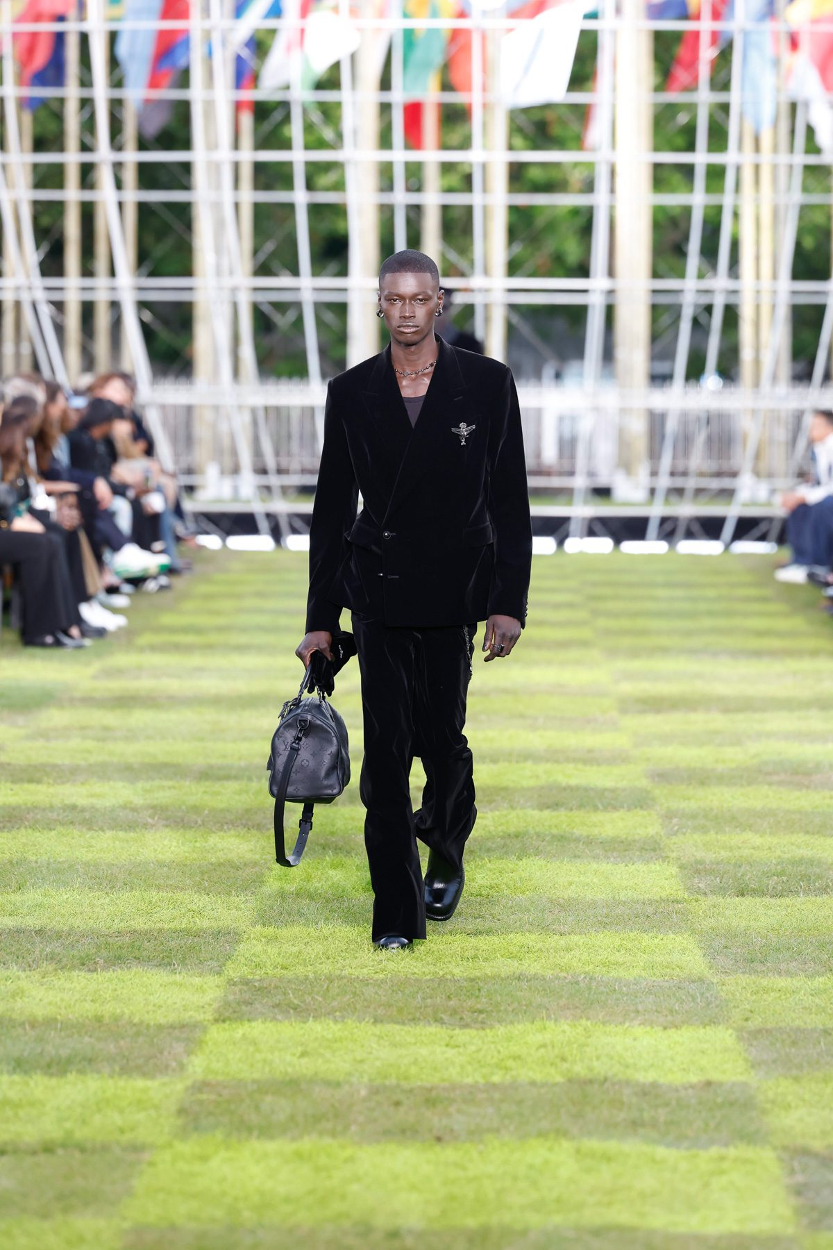 Louis Vuitton Spring 2025 8 Louis Vuitton Spring 2025 8