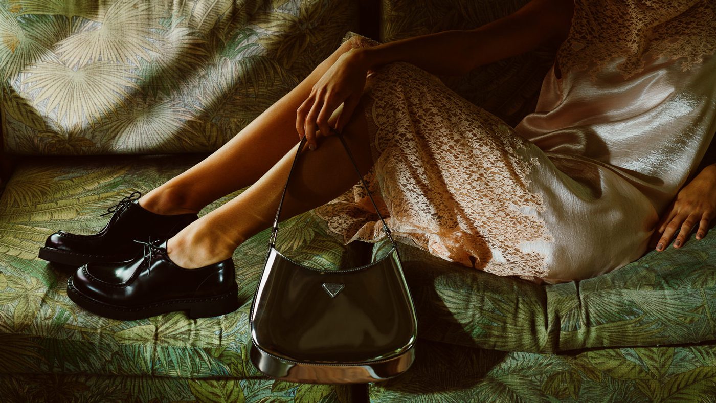 Prada back shop