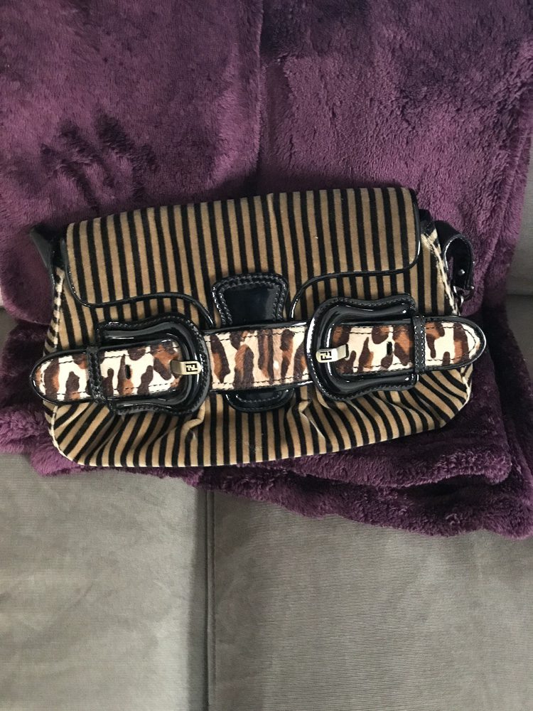 CC 236 Bags4