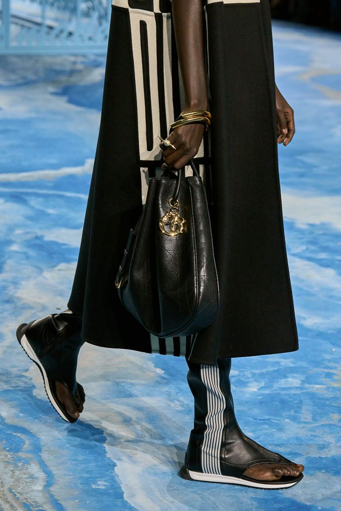 Dior Spring 2025 Runway Bags Review 15 Dior Spring 2025 Runway Bags Review 15