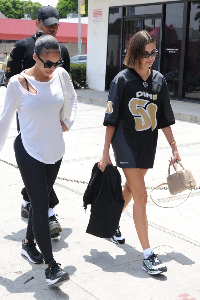 Haiely Bieber Loewe Amazone LA Haiely Bieber Loewe Amazone LA