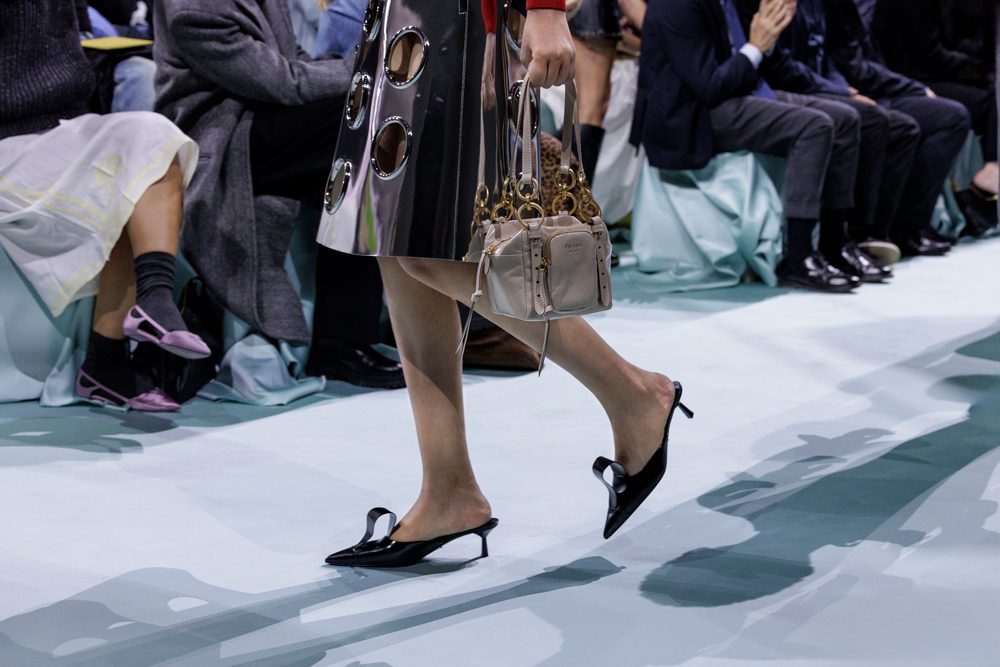 LOOK 09 BL BAGS 1759 LOOK 09 BL BAGS 1759