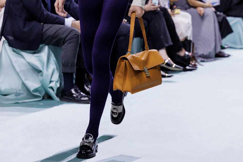 LOOK 25 BAGS 853 LOOK 25 BAGS 853