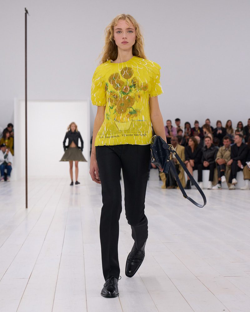 Loewe Spring Summer 2025 Looks 5 Loewe Spring Summer 2025 Looks 5
