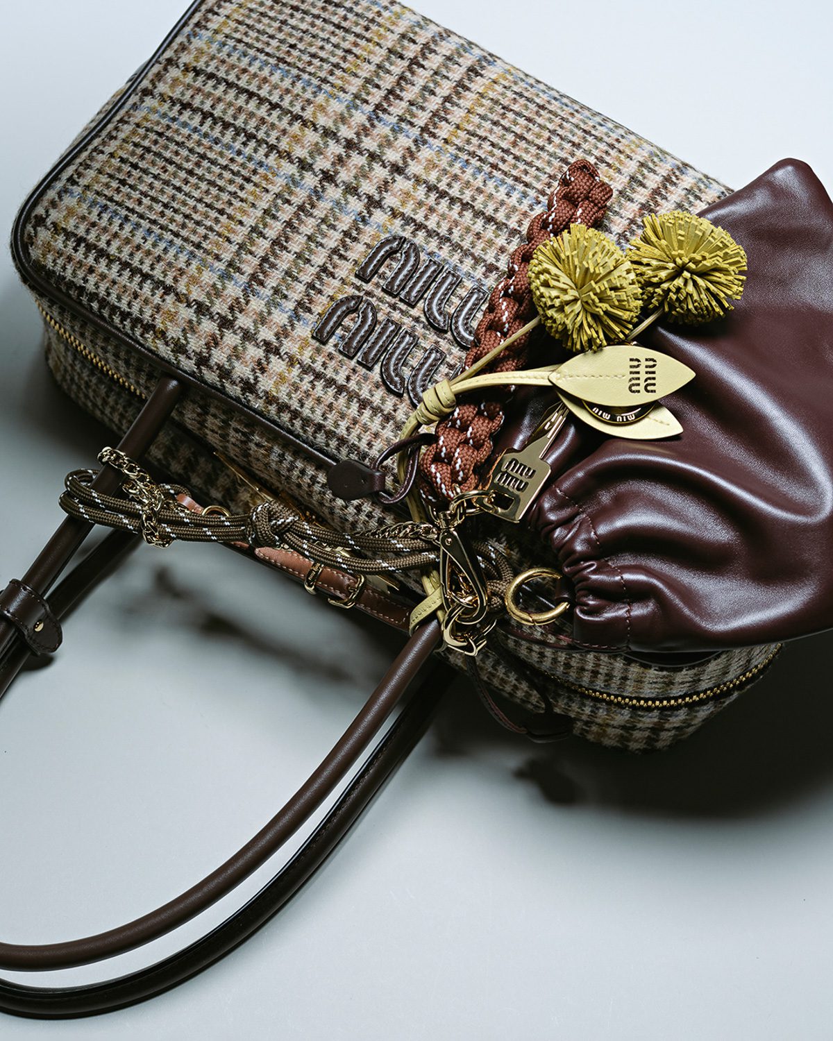 Miu Balmoral Pop Up 42