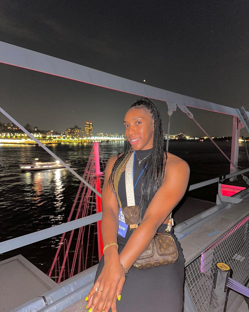 Kayla Thornton Louis vuitton Monogram utility crossbody