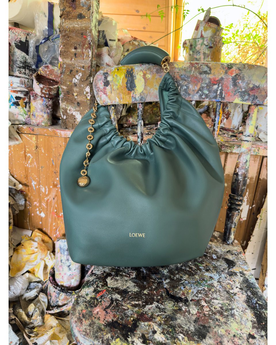 LOEWE SS25 PRECO JT CAMPAIGN STILL LIFE RGB CROPPED LOE030624 1107 4x5 1 LOEWE SS25 PRECO JT CAMPAIGN STILL LIFE RGB CROPPED LOE030624 1107 4x5 1