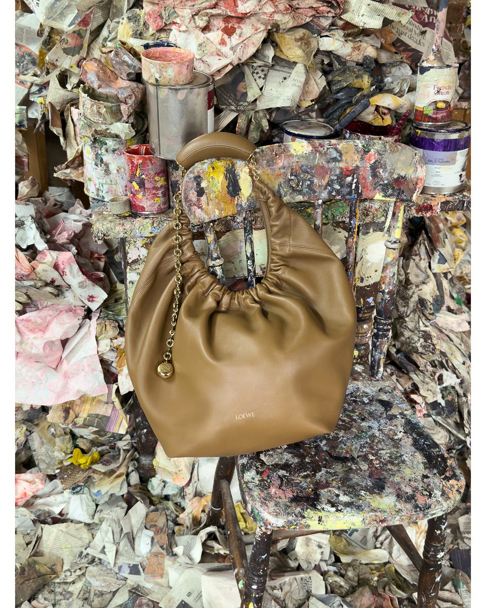 LOEWE SS25 PRECO JT CAMPAIGN STILL LIFE RGB CROPPED LOE030624 1243 4x5 1 LOEWE SS25 PRECO JT CAMPAIGN STILL LIFE RGB CROPPED LOE030624 1243 4x5 1