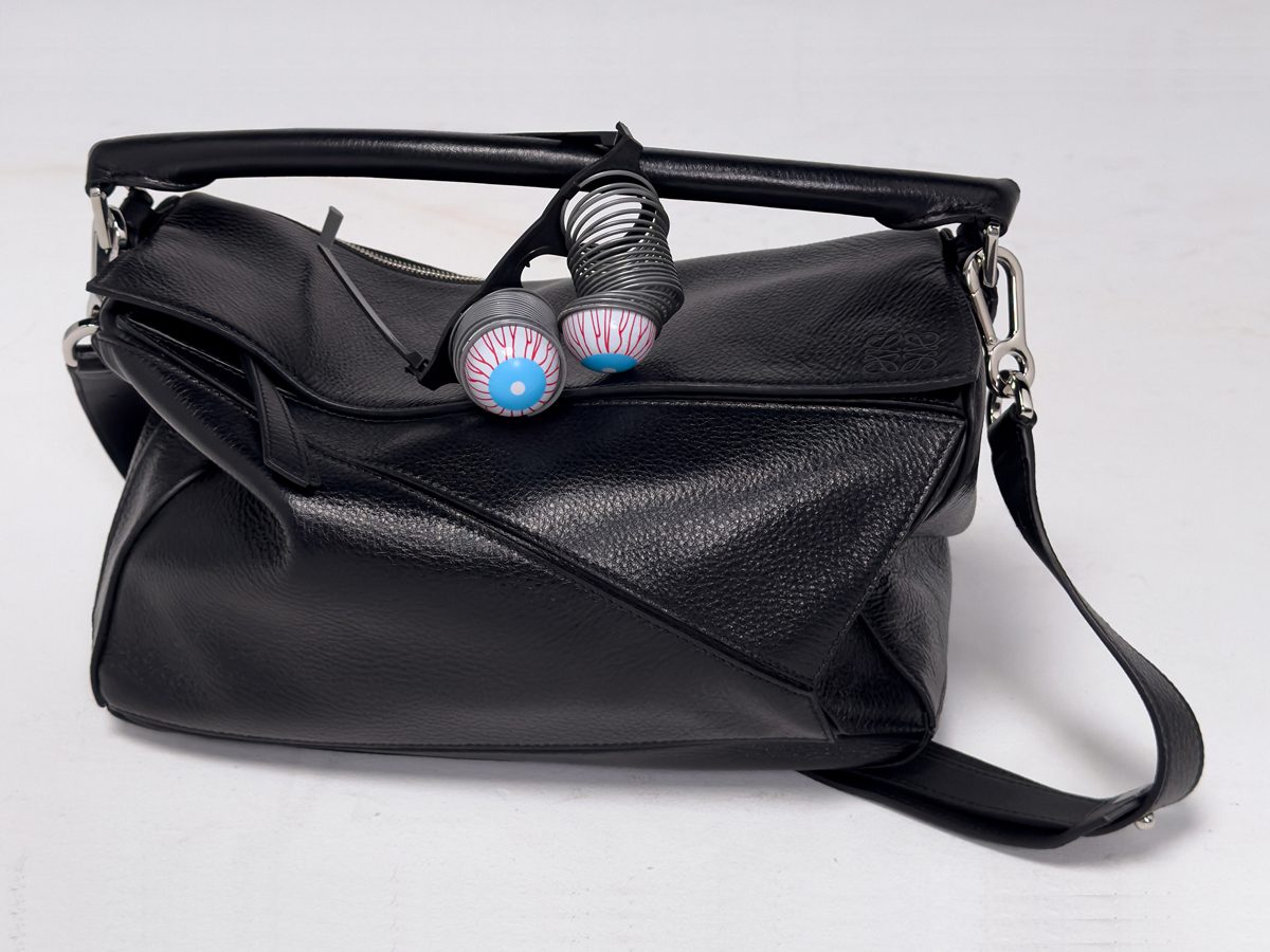 LOEWE SS25 PRECO JT CAMPAIGN STILL LIFE RGB CROPPED LOE030624 422 4x5