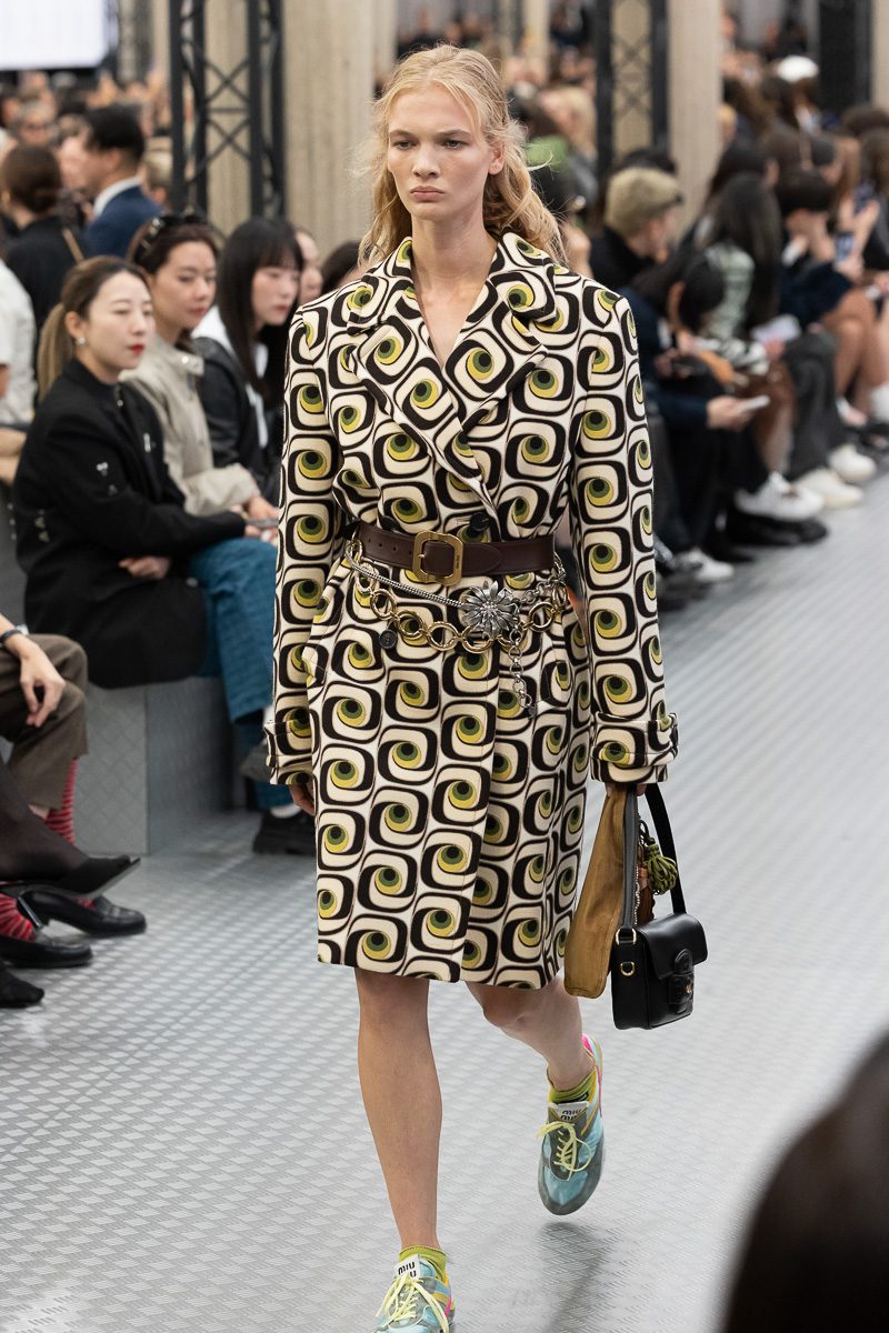 Miu Miu Spring 2025 Bag Details 16 of 60 Miu Miu Spring 2025 Bag Details 16 of 60