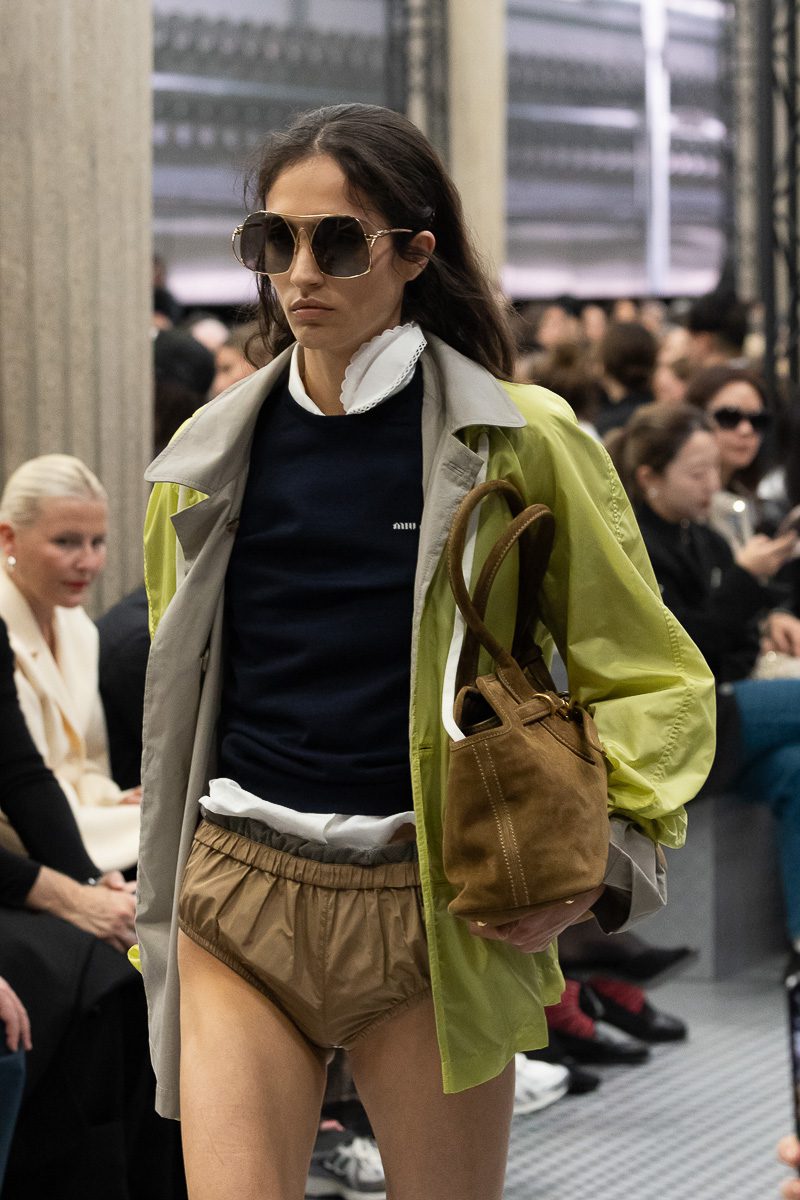 Miu Miu Spring 2025 Bag Details 5 of 60 Miu Miu Spring 2025 Bag Details 5 of 60