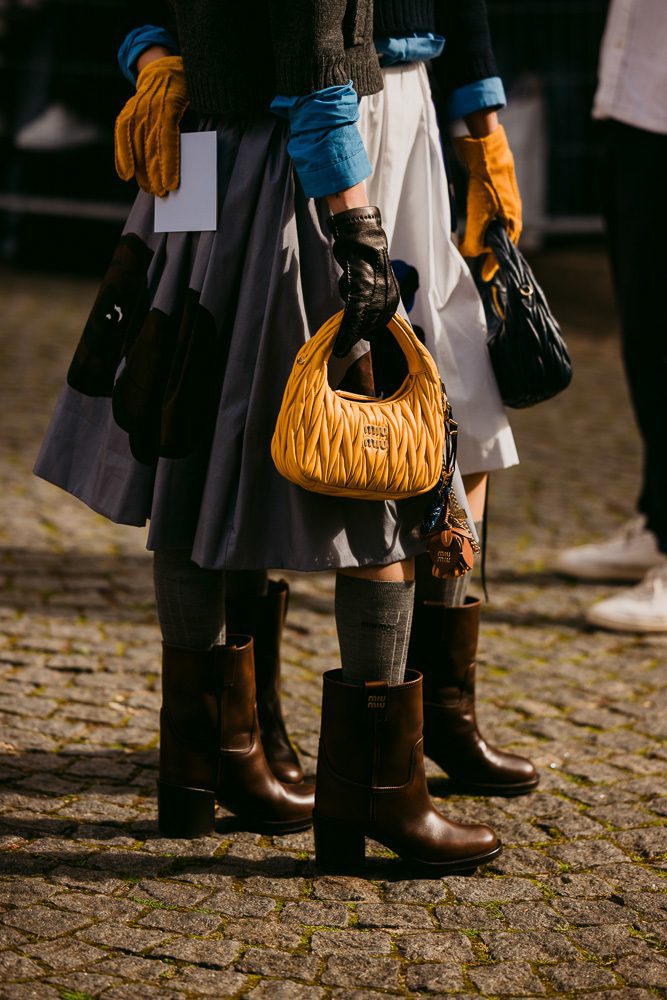 Miu Miu Spring 2025 Street Style 6 1 Miu Miu Spring 2025 Street Style 6 1