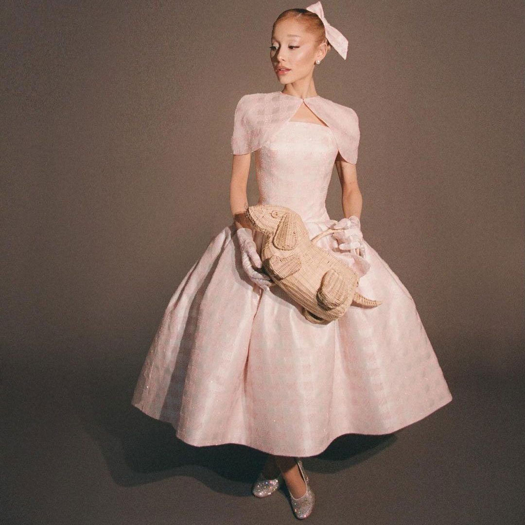 Ariana Grande Custom Thom Brown Wicked Premier Ariana Grande Custom Thom Brown Wicked Premier