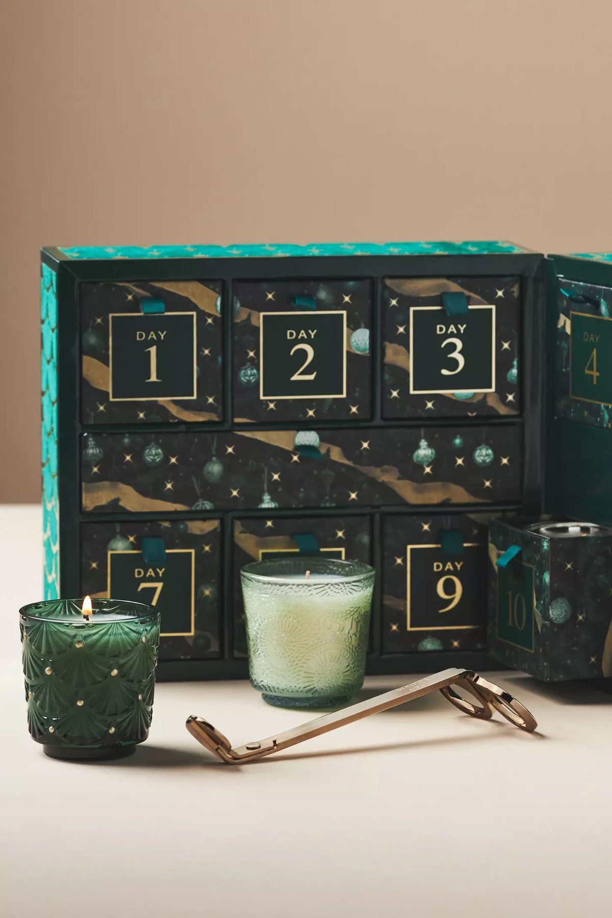 Voluspa 12 Day Advent Calendar Voluspa 12 Day Advent Calendar