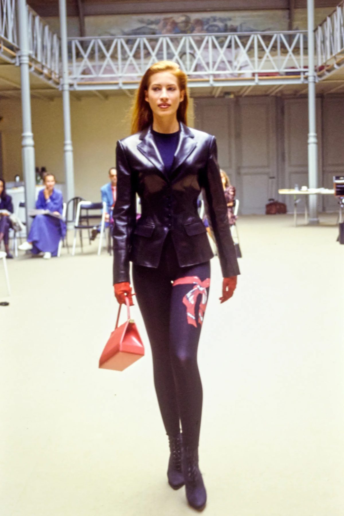 azzedine alaia fall 1992 ready to wear 13 CN10047826 azzedine alaia fall 1992 ready to wear 13 CN10047826