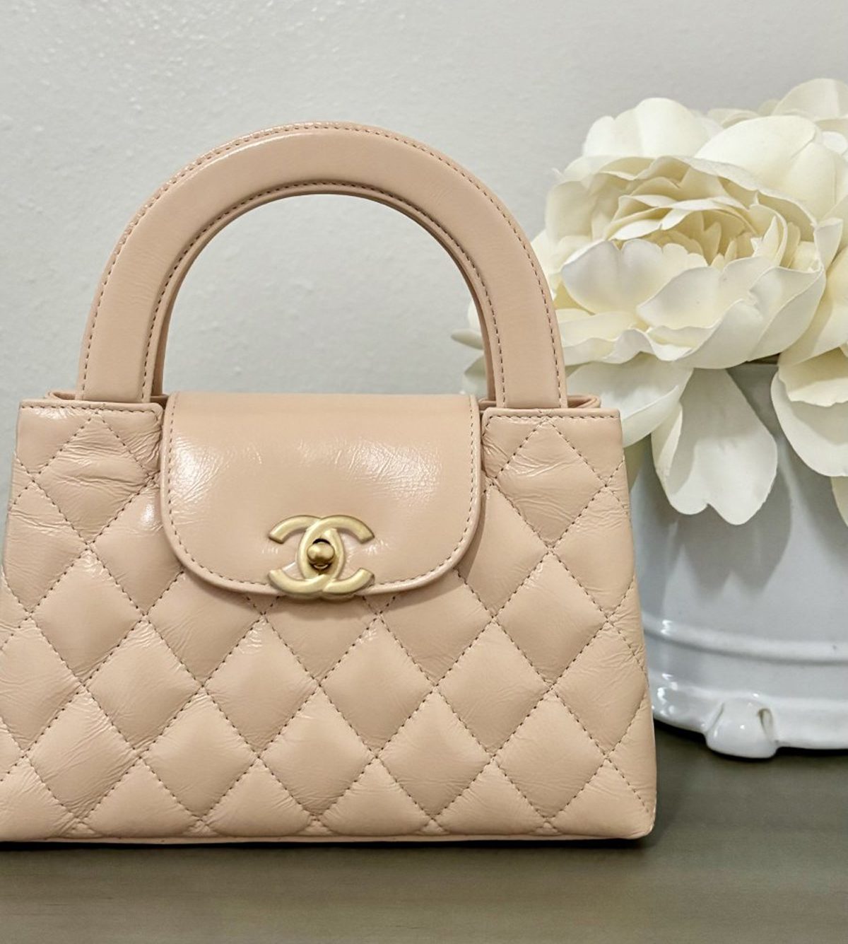 chanel 25C beige nano