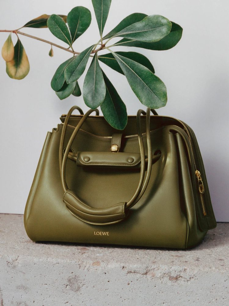 Loewe Olive Green Madrid Bag Loewe Olive Green Madrid Bag