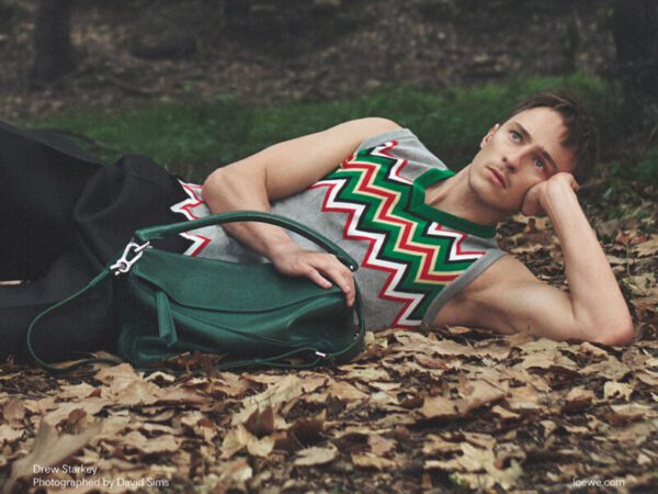 Loewe SS25 Campaign HERO Mag 3 800x1000