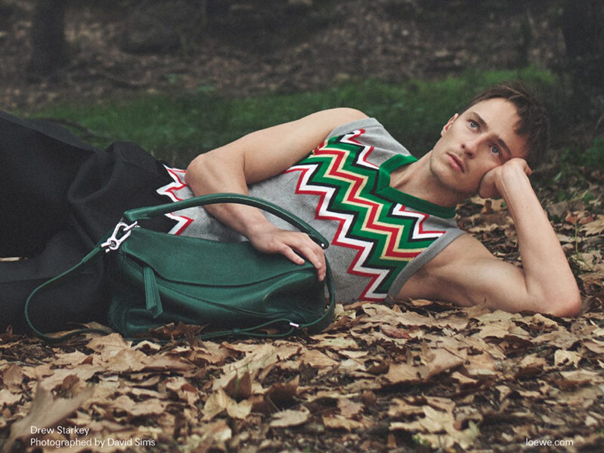 Loewe SS25 Campaign HERO Mag 3 800x1000