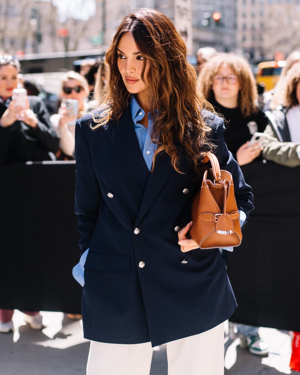 pre-owned monogram Batignolles tote bag