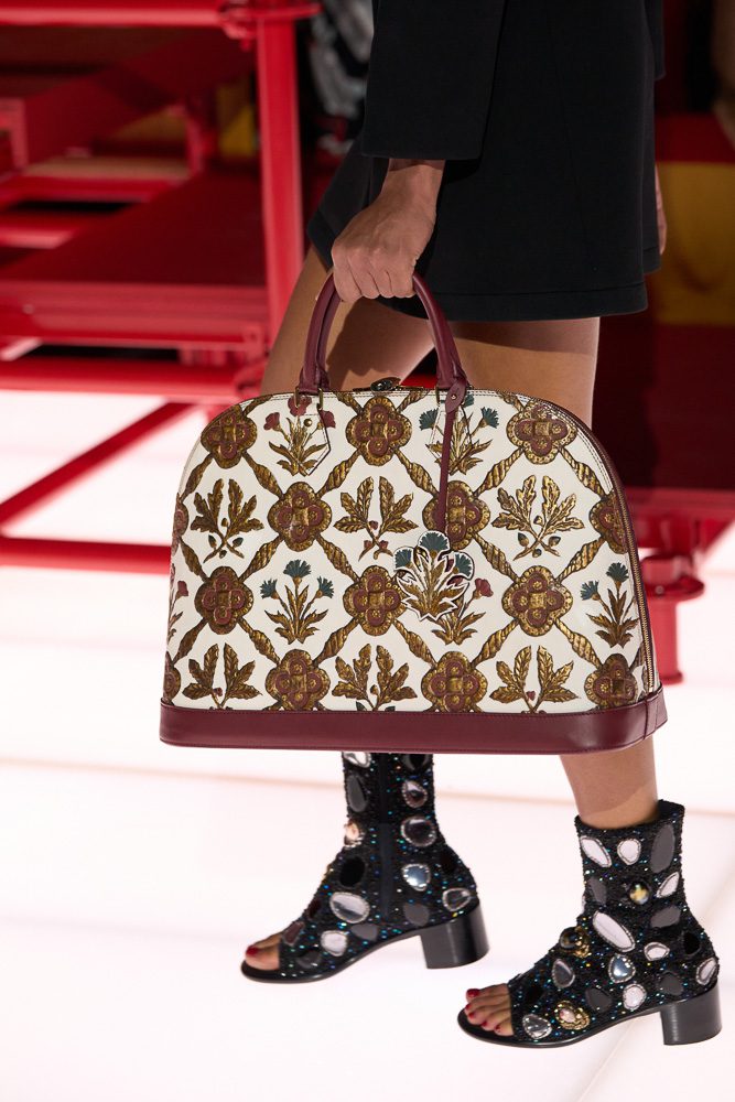 Louis Vuitton Cruise 2025 Bags 18 Louis Vuitton Cruise 2025 Bags 18