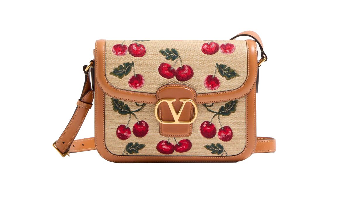 VALENTINO GARAVANI 9TO5 SHOULDER BAG IN JACQUARD RAFFIA WITH CHERRYFIC MOTIF VALENTINO GARAVANI 9TO5 SHOULDER BAG IN JACQUARD RAFFIA WITH CHERRYFIC MOTIF