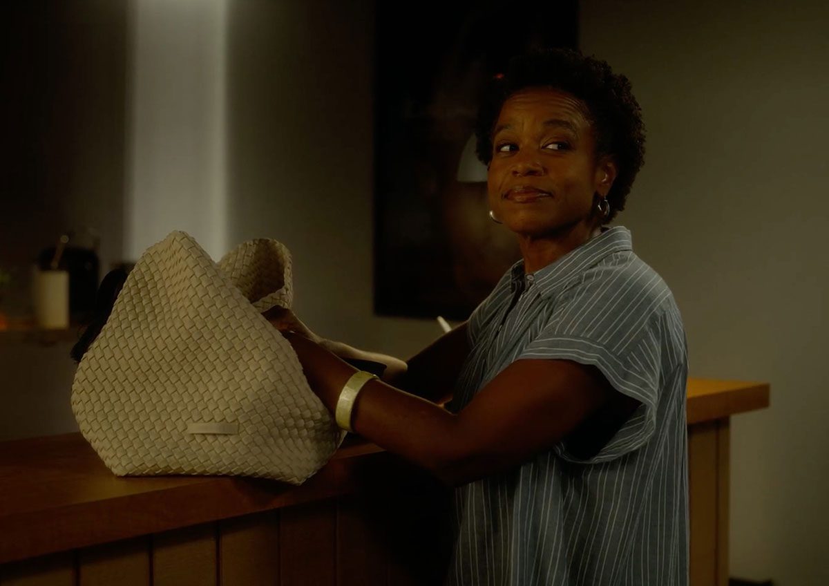 And Just Like That S02E03 Green Bag And Just Like That S02E03 Green Bag