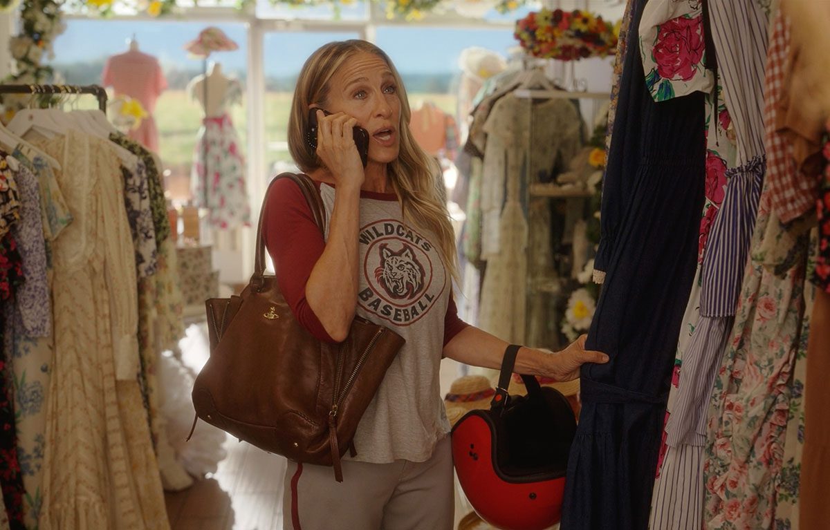 And Just Like That S03E04 Carrie Brown Bag 2 And Just Like That S03E04 Carrie Brown Bag 2
