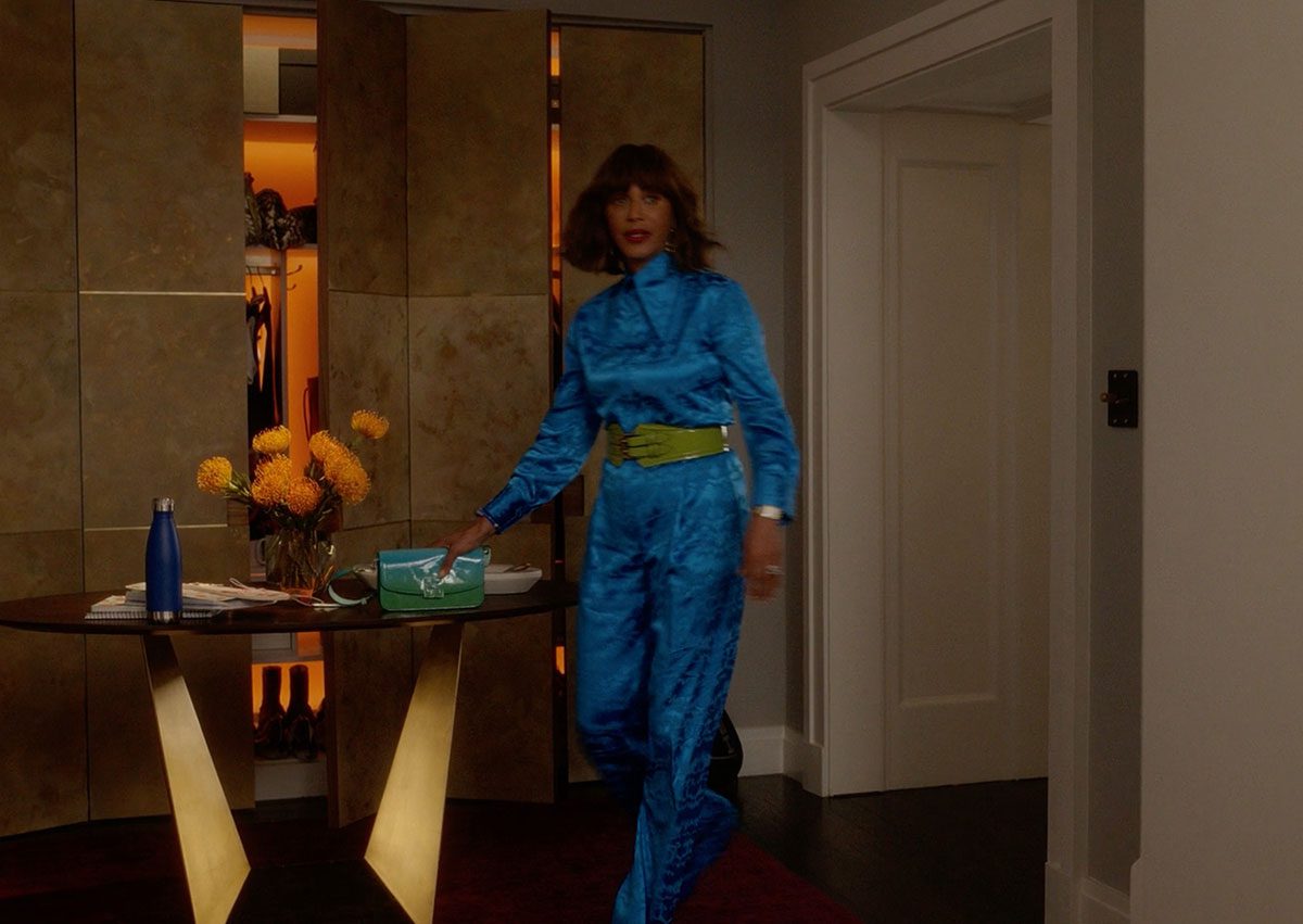 And Just Like That S03E04 Lisa Green Blue Bag And Just Like That S03E04 Lisa Green Blue Bag