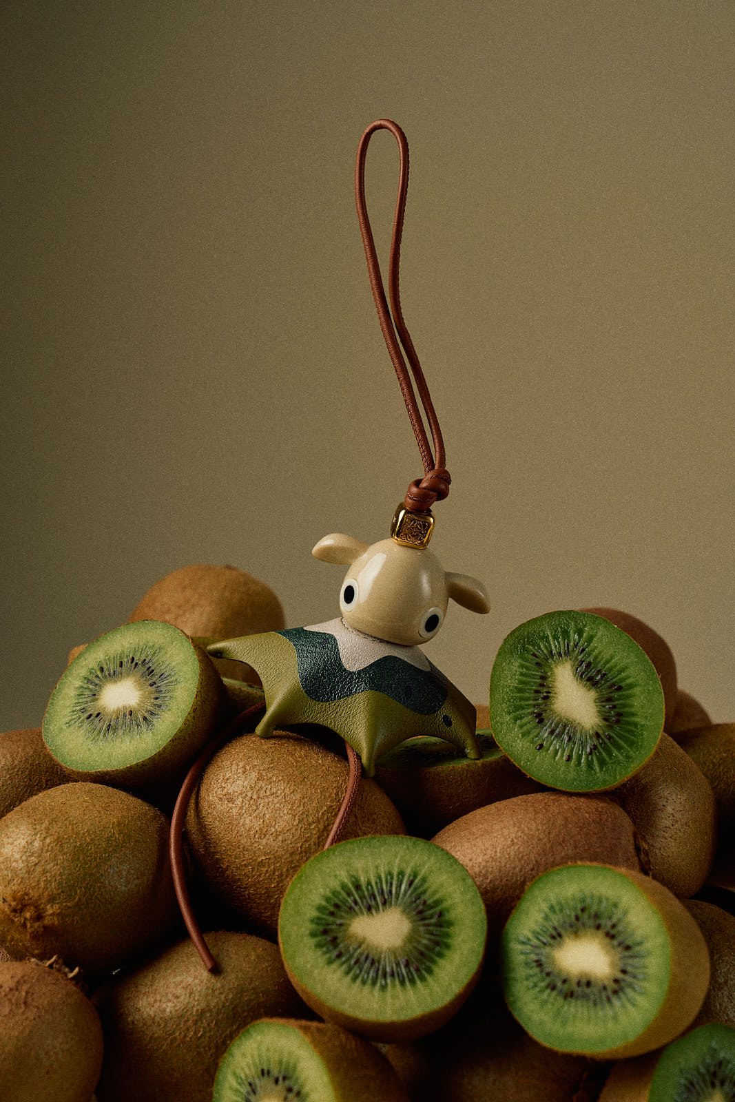 Loewe Kiwi Puzz Charm