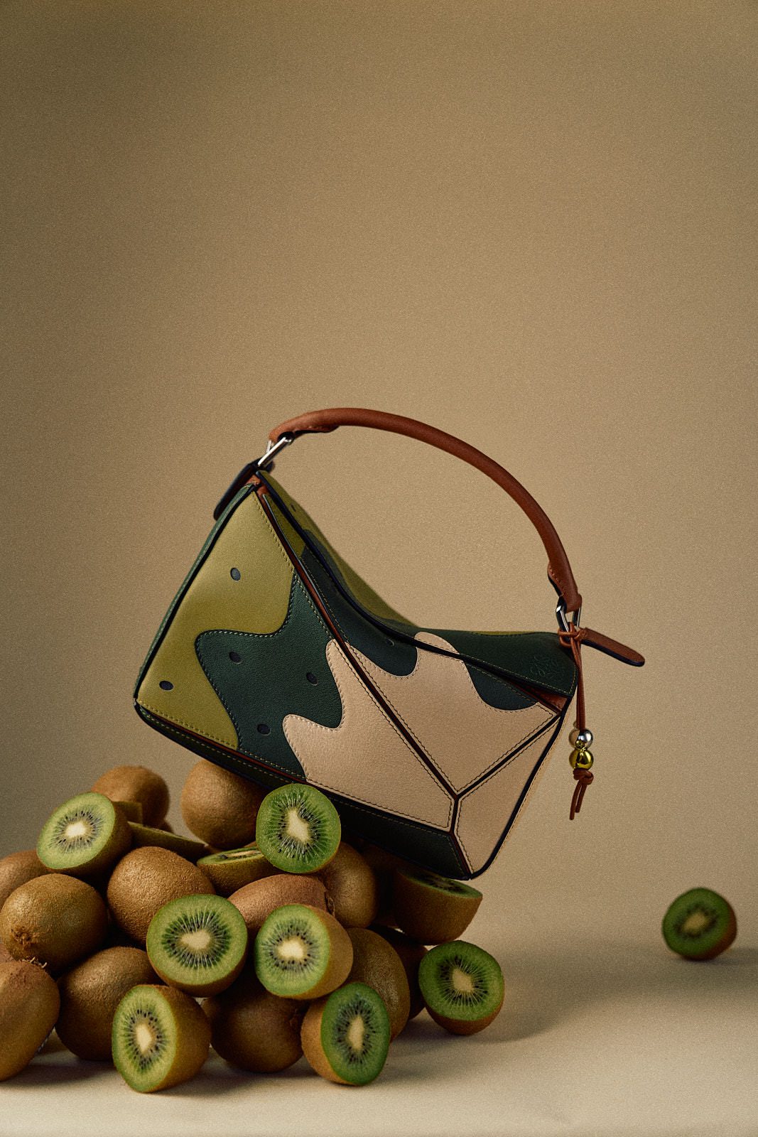 Loewe Puzzle Bag Limited Edition Kiwi