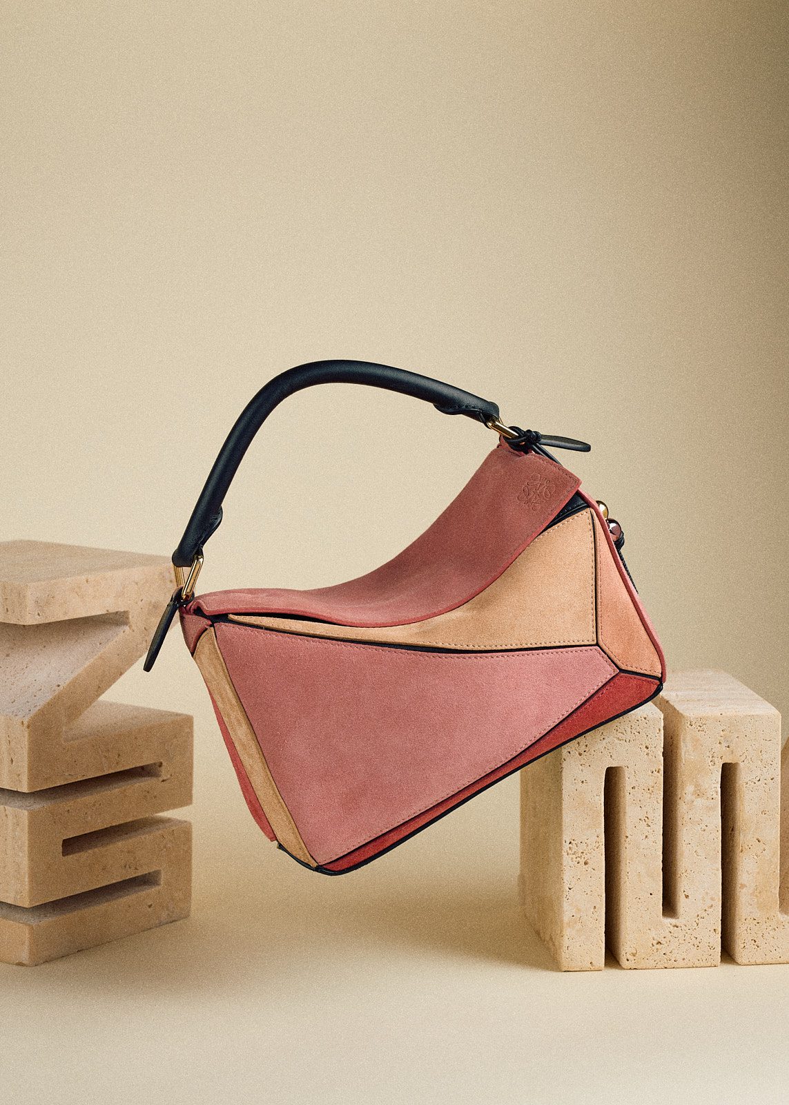 Loewe Puzzle Bag Limited Edition Pink 01
