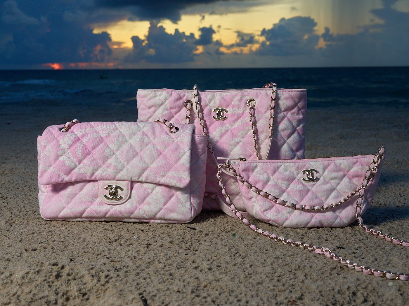 トートバッグ The Chanel Coco Beach 2025 collection 3COLOR Chanel Coco Beach 2025 Collection | The Impression