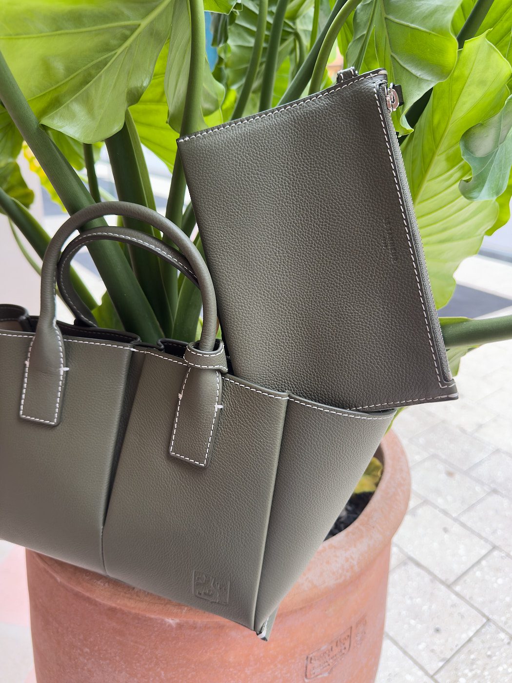 Le Tanneur Tote 03