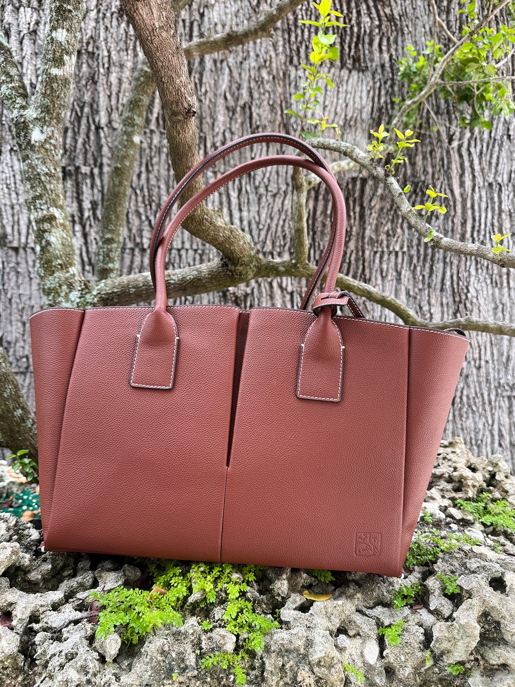 Le Tanneur Tote 05