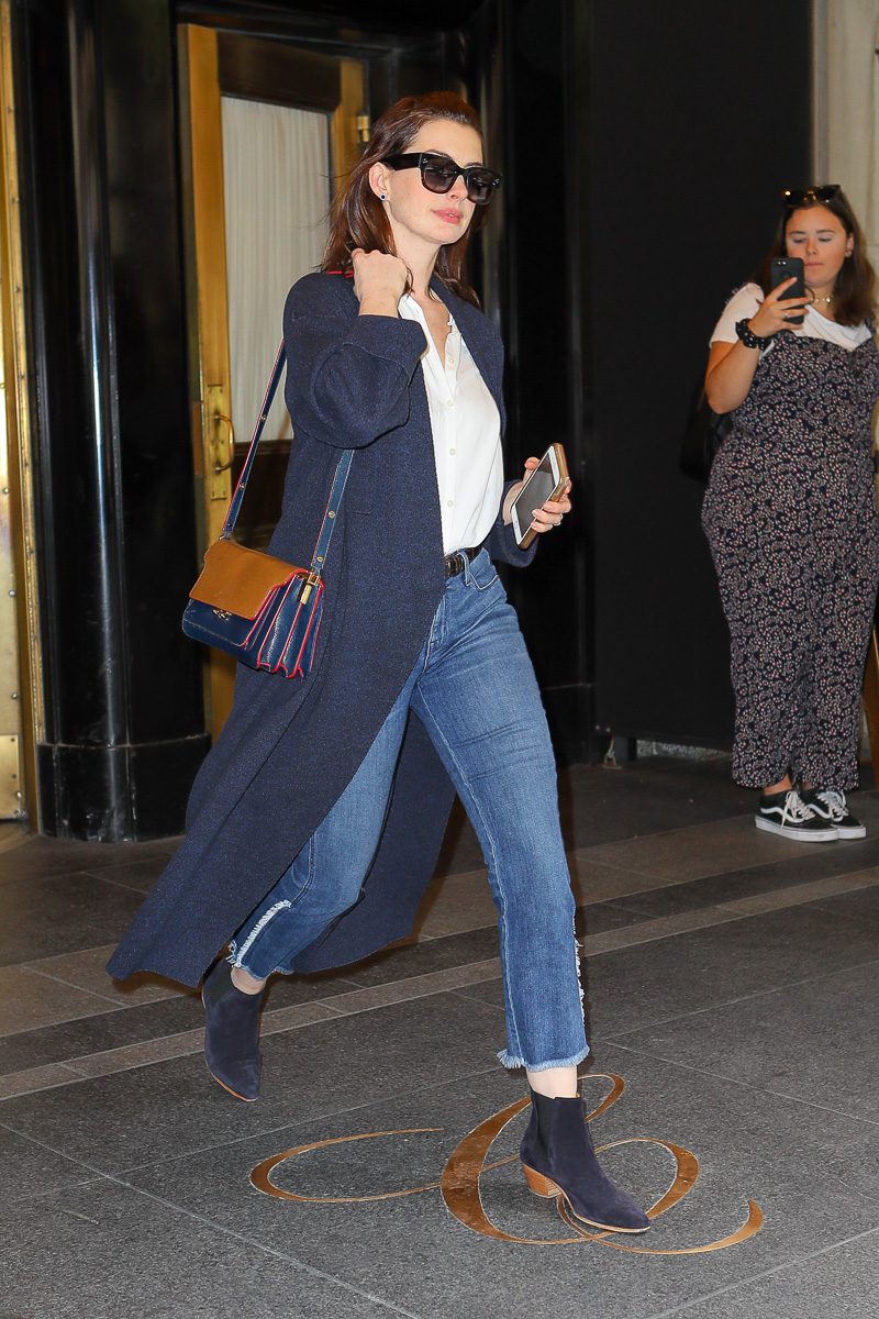 The Many Bags of Anne Hathaway Part II 6