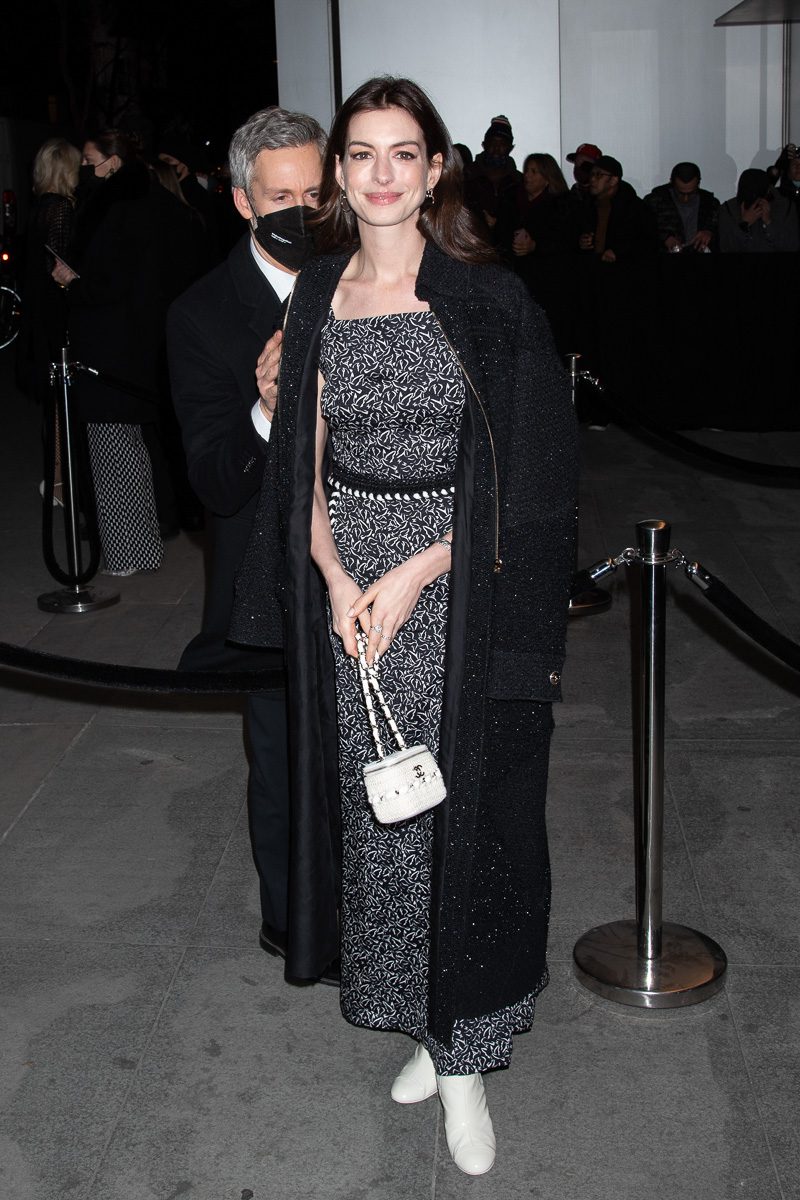 The Many Bags of Anne Hathaway Part II 9