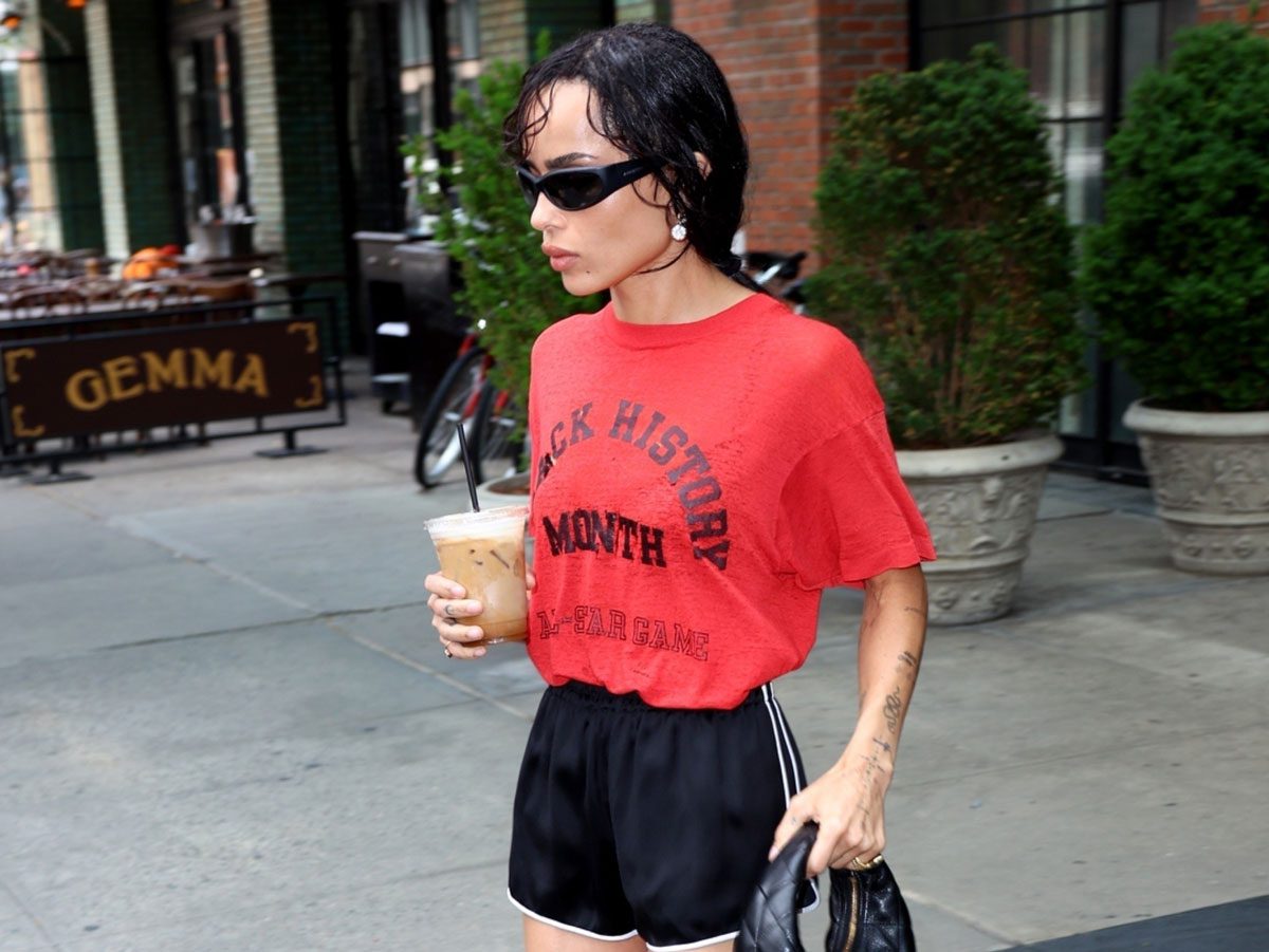 Zoe Kravitz Debuts Saint Laurent s Newest Bag