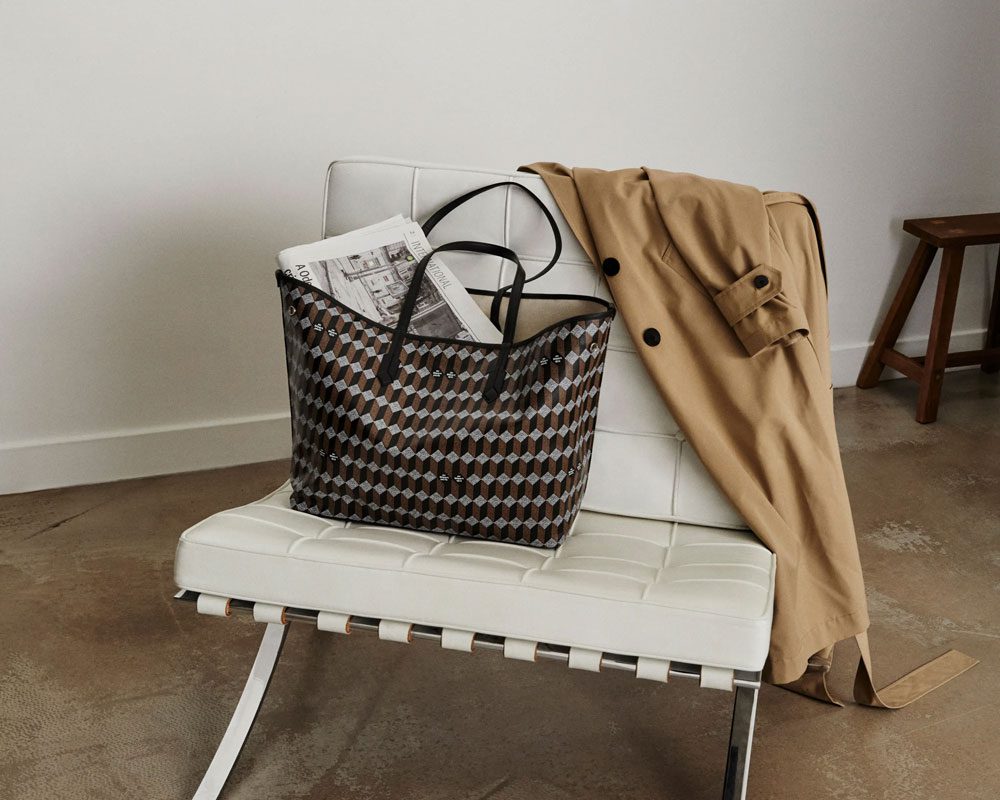 Au Depart Tote. 55 Coated Cavnvas