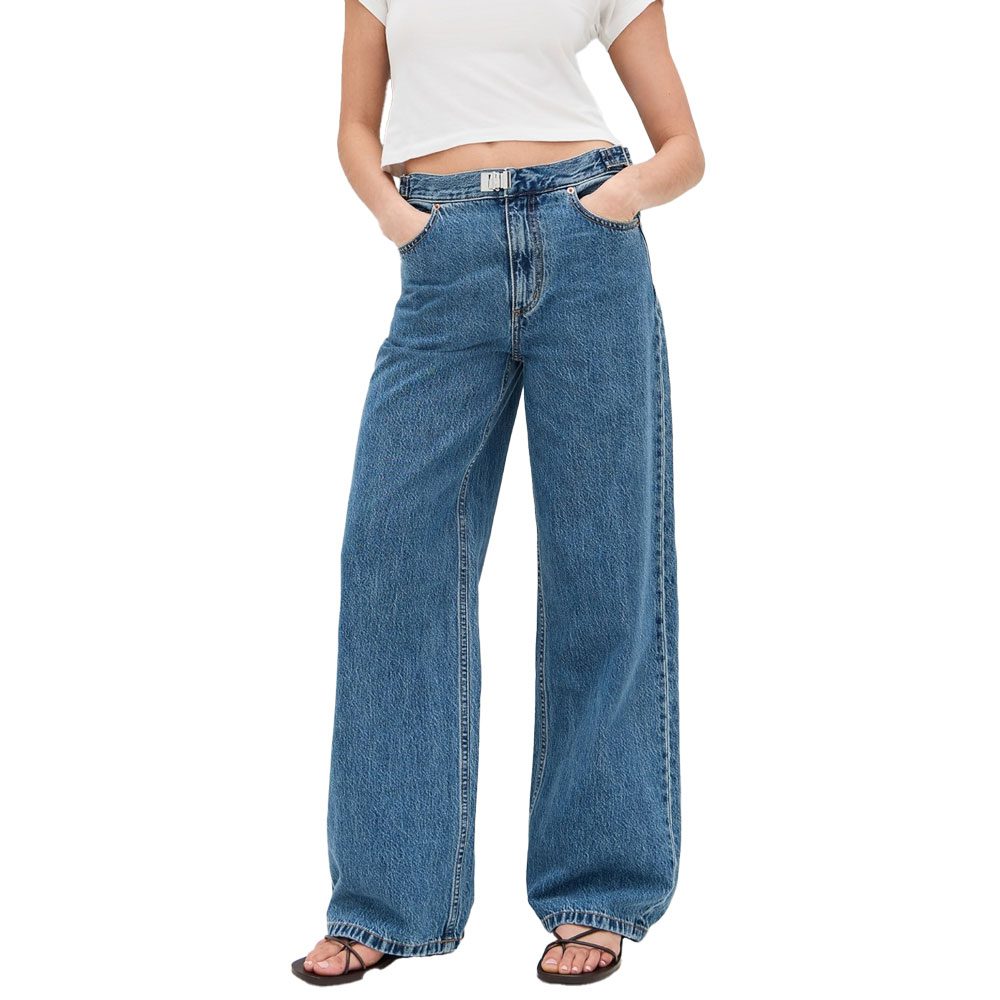 Still Here Buckle Jeans