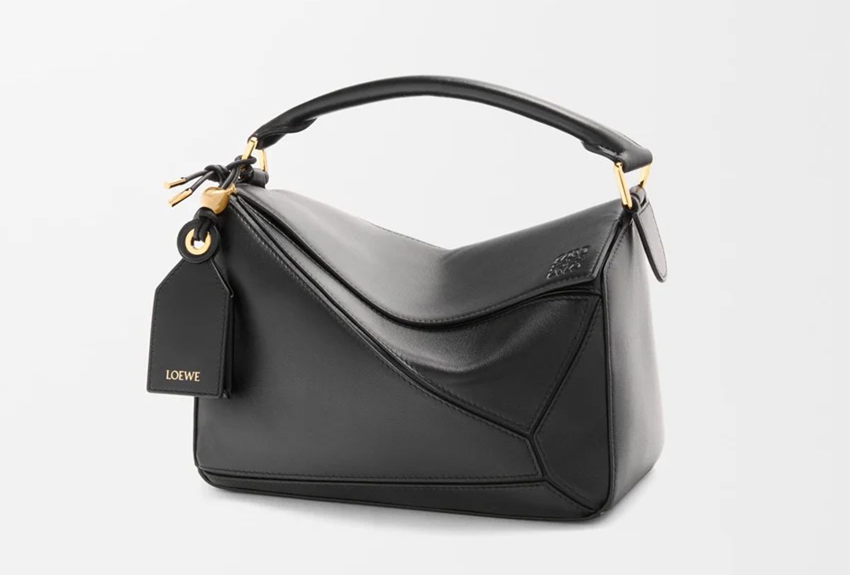 loewe Small Featherlight Puzzle bag in nappa lambskin in black loewe Small Featherlight Puzzle bag in nappa lambskin in black