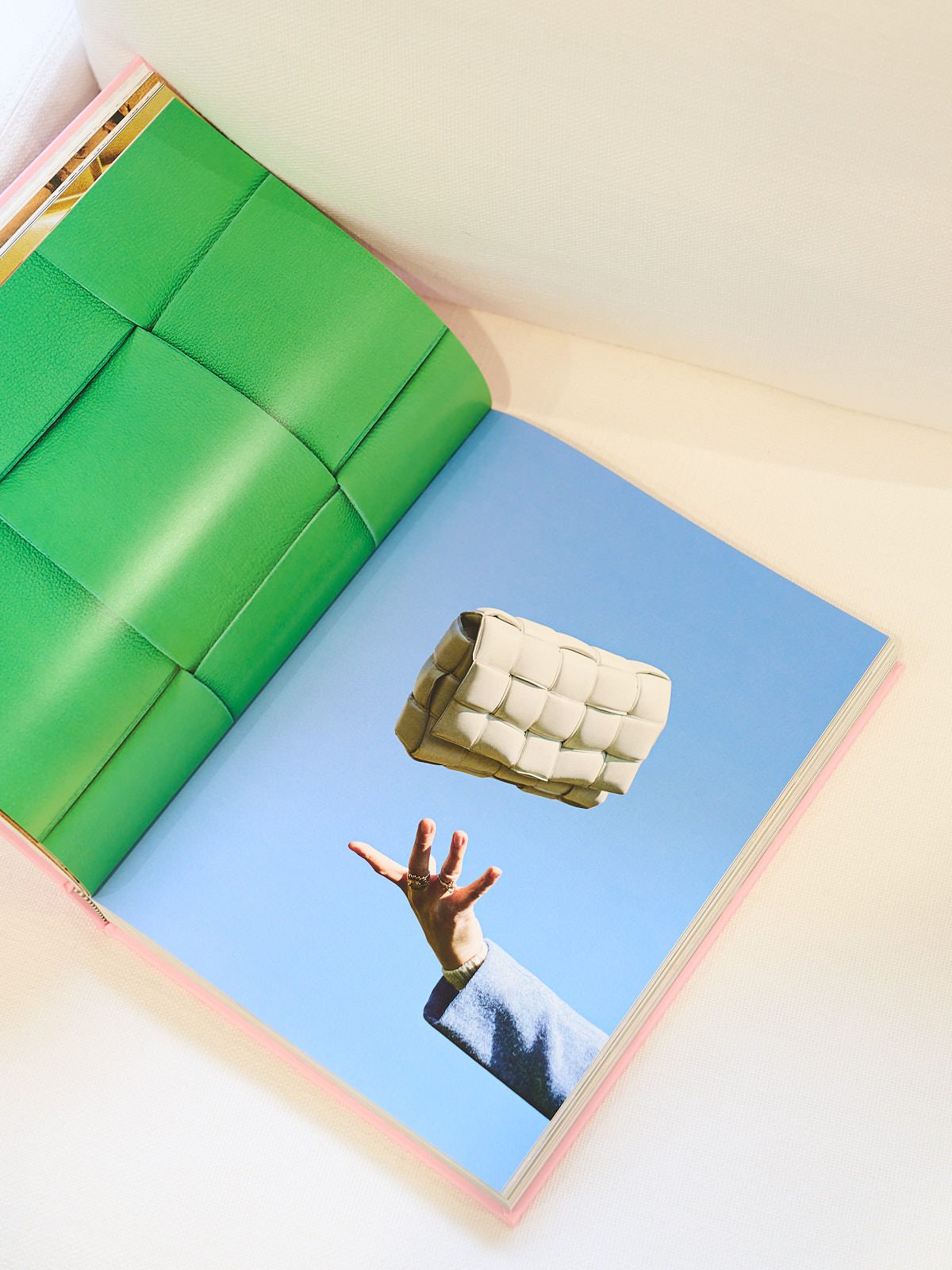 Book of Iconic Bags (06)