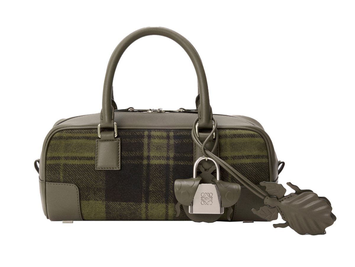 Loewe Amazona 23 cropped bag in tartan suede