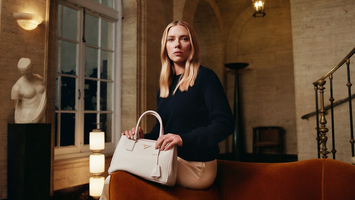 Prada Galleria Scarlett Johansson 2