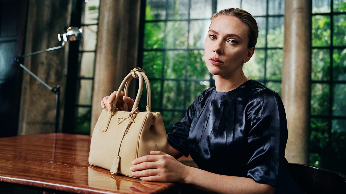 Scarlett Johansson Prada Galleria 1