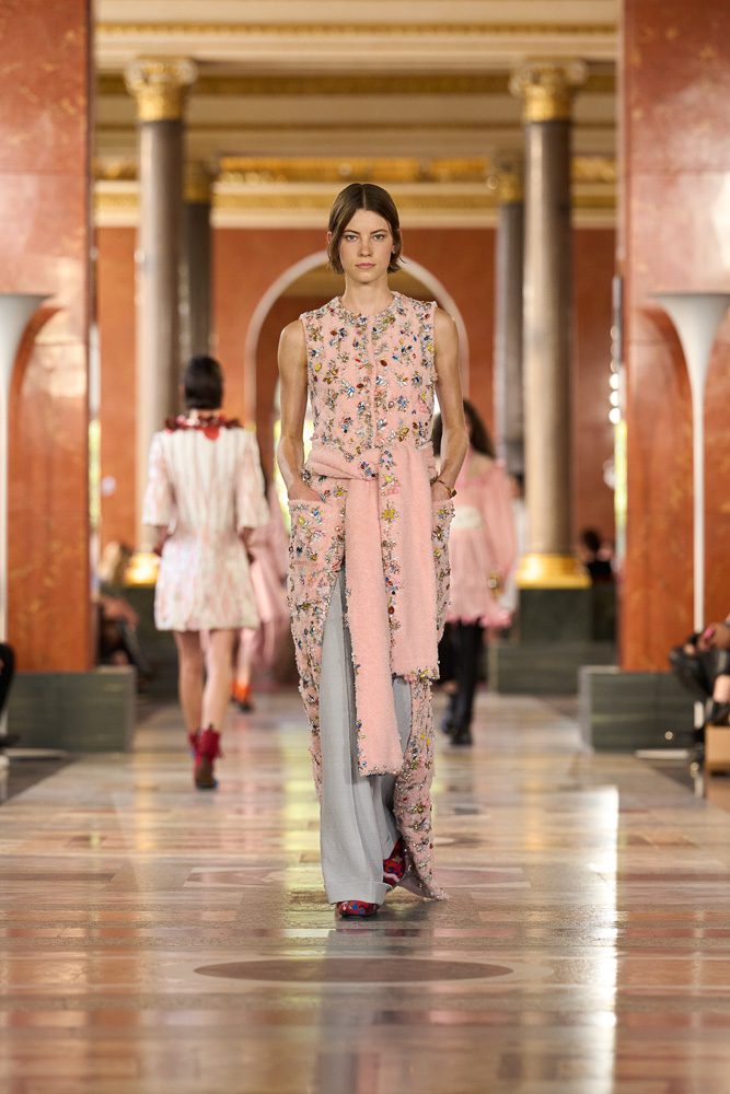Louis Vuitton Spring 2026 Runway Looks 16