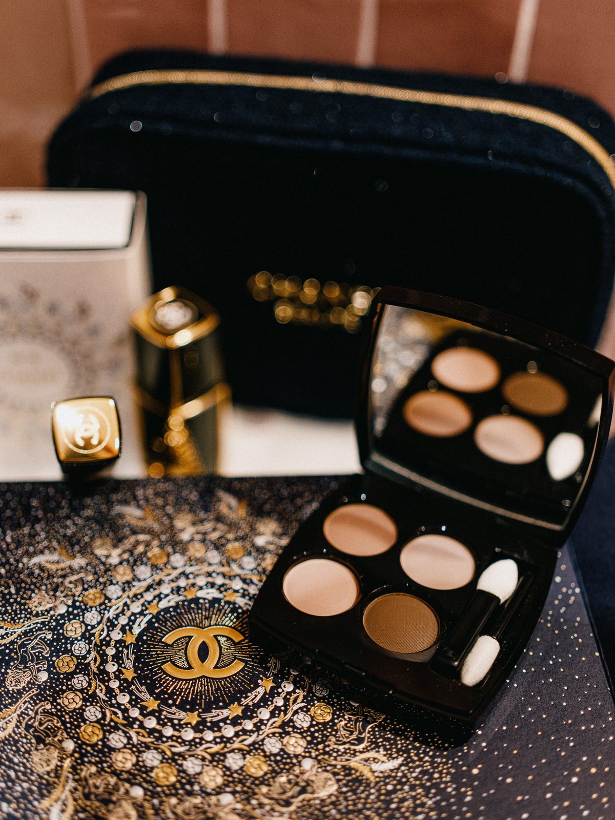 Chanel Gifting Beauty Set (7 of 7)