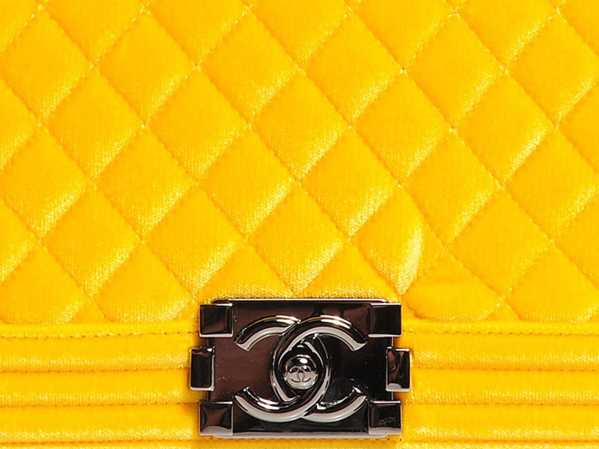 Guide to Buying Pre Owned Designer Bags Online