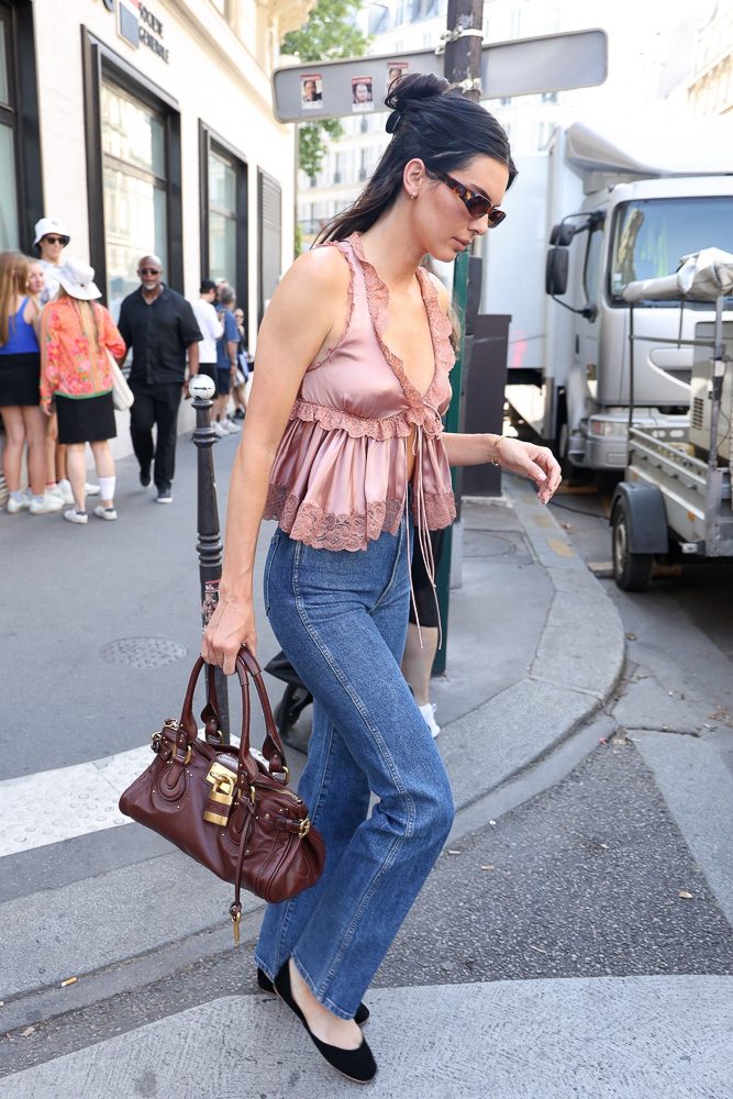 KENDALL JENNER WEARING CHLOE PADDINGTON 3
