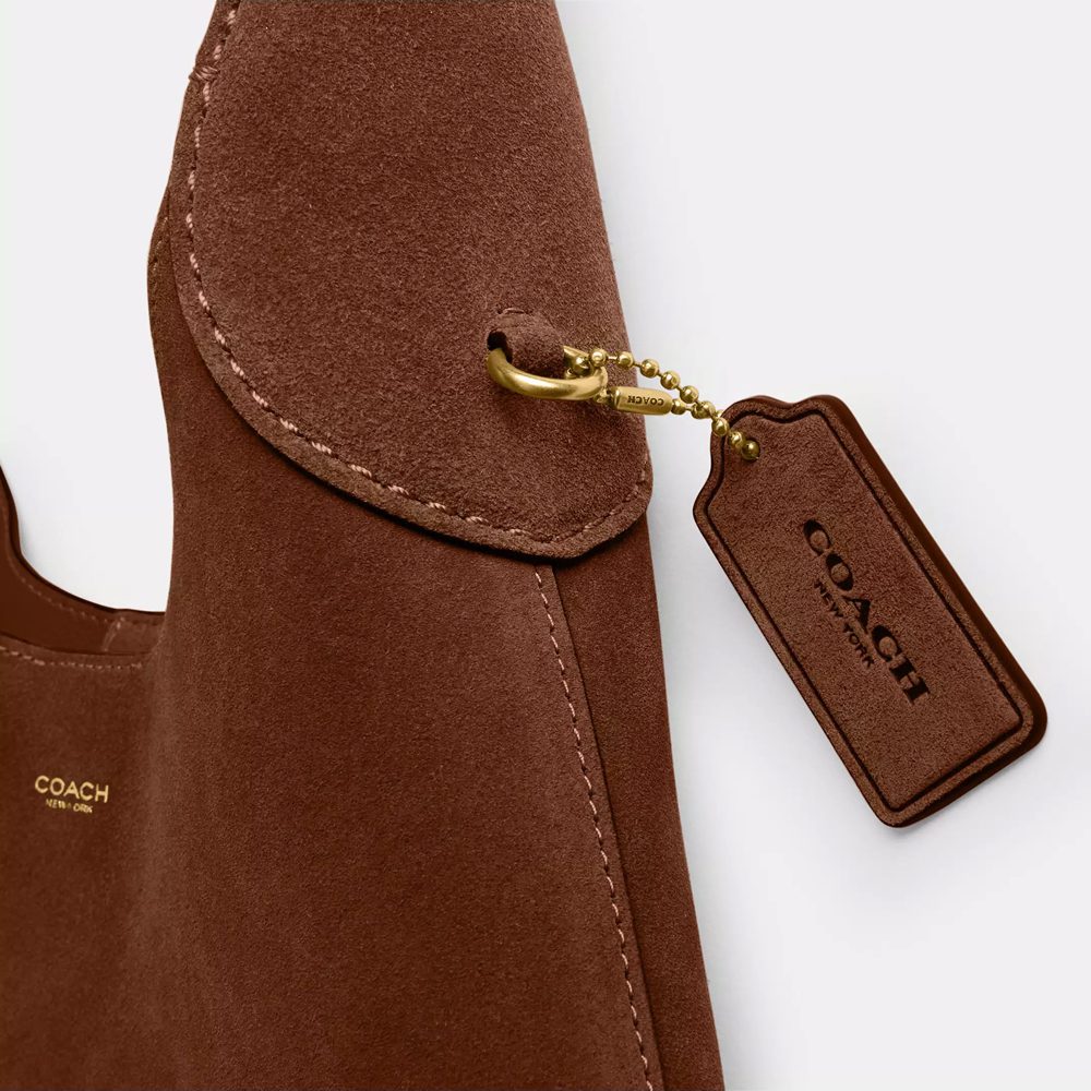 coach 28 suede warm brown